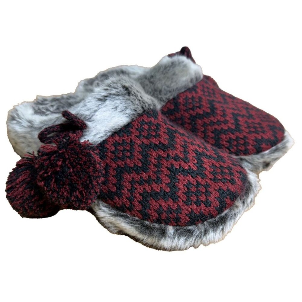 Cozy Womens Faux Fur-Lined Slippers With Pom-Poms  Red & Black Knit Design